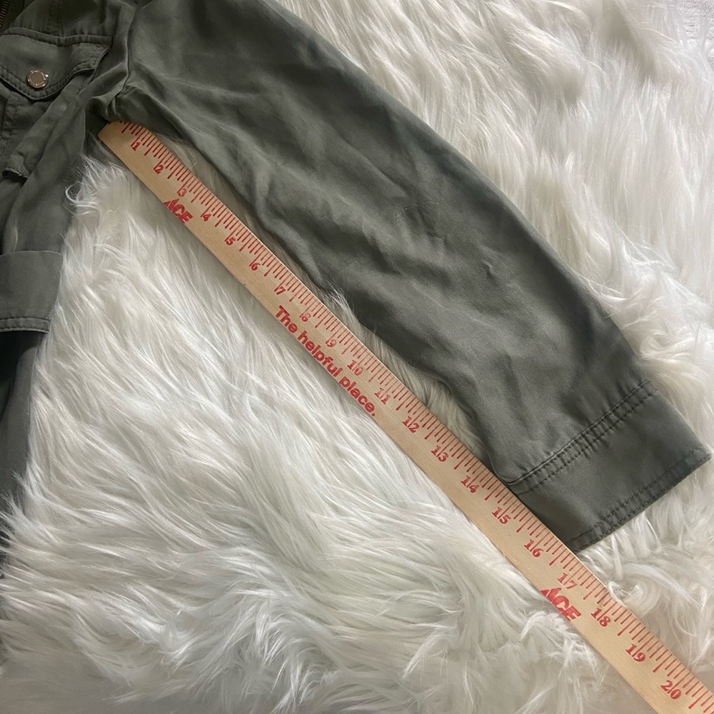 White House Black Market Sz 6 Olive Green Women’s Utility Jacket - Picture 13 of 13